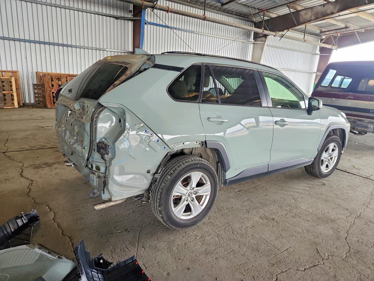JTMRWRFV7LD544425 · 2020 TOYOTA RAV4 HYBRID · 3/14