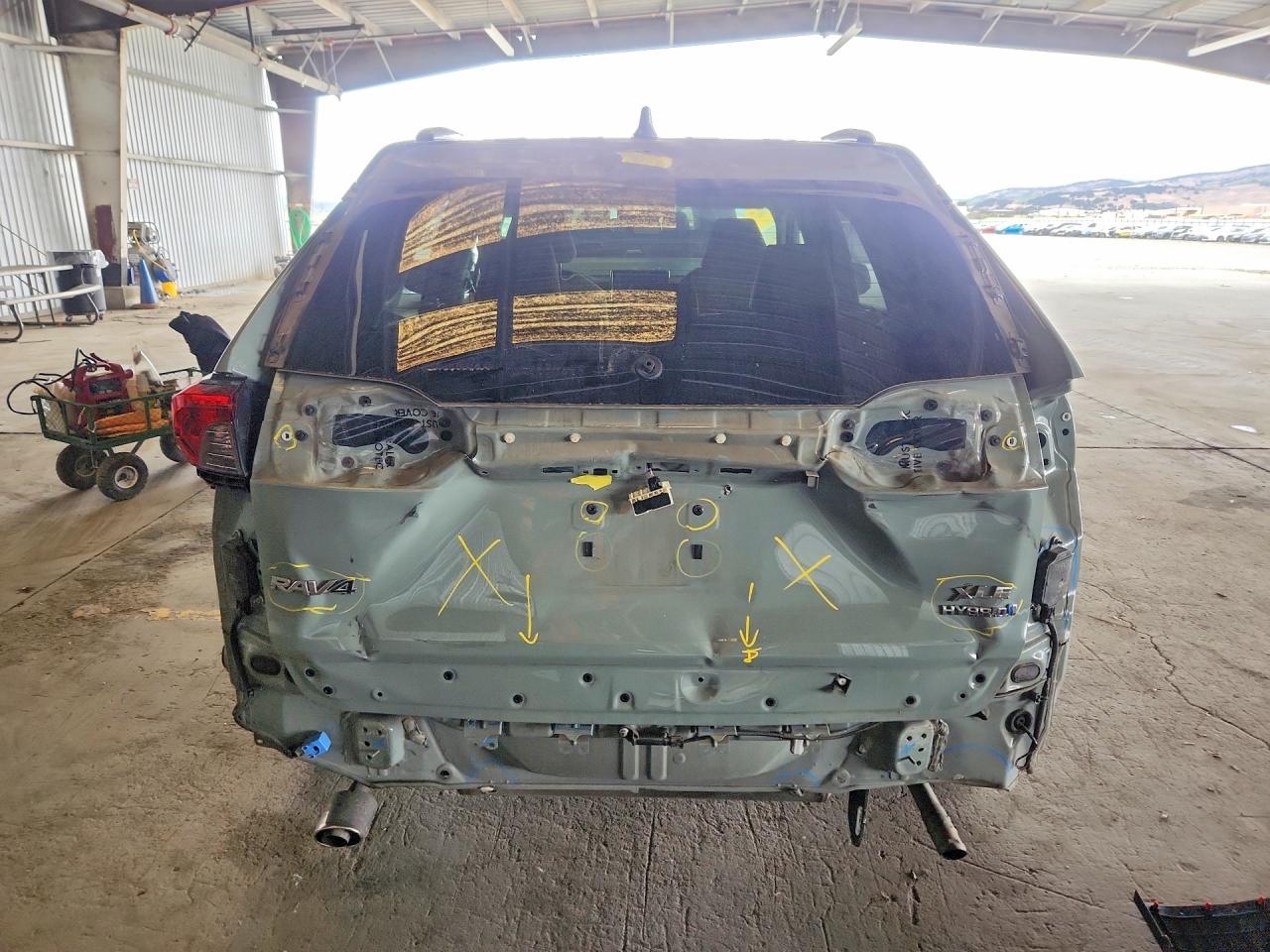 JTMRWRFV7LD544425 · 2020 TOYOTA RAV4 HYBRID · 6/14