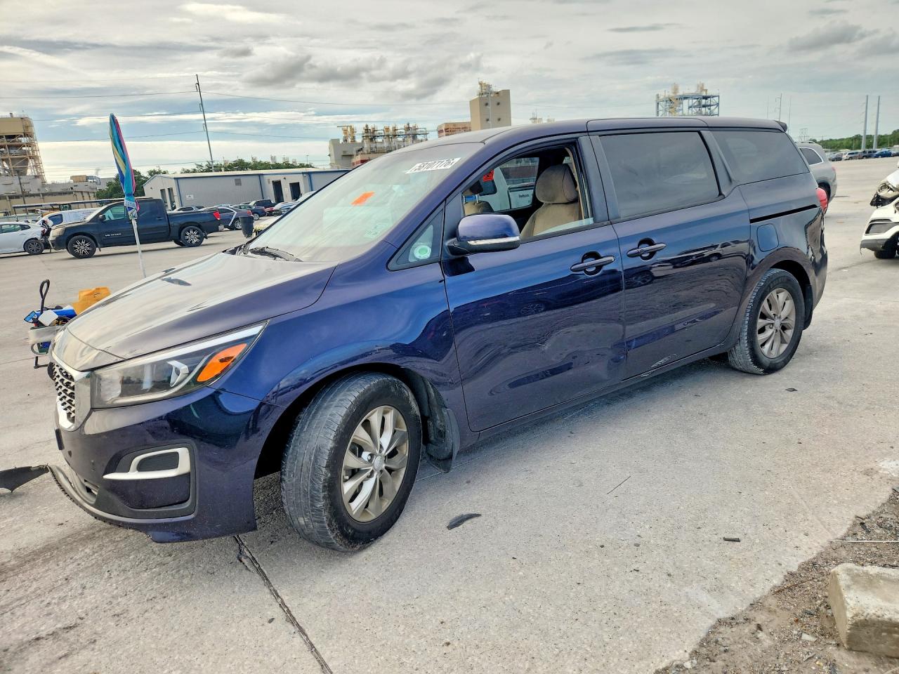 KNDMB5C13K6542058 · 2019 KIA SEDONA