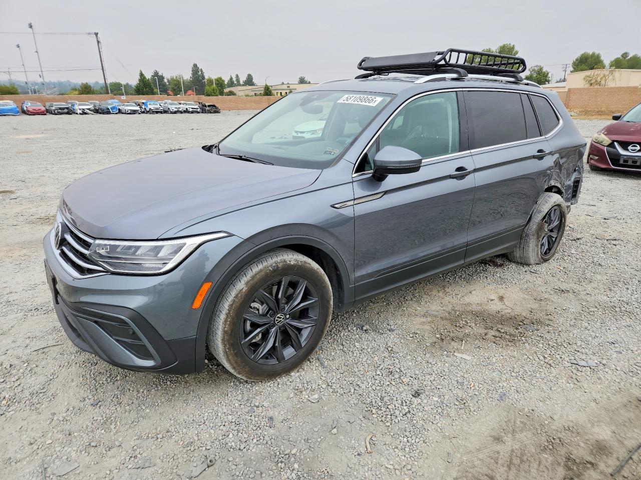 3VV3B7AX1RM061882 · 2024 VOLKSWAGEN TIGUAN