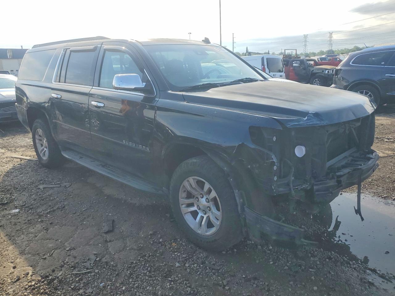1GNSKJKC5FR266061 · 2015 CHEVROLET SUBURBAN · 4/12
