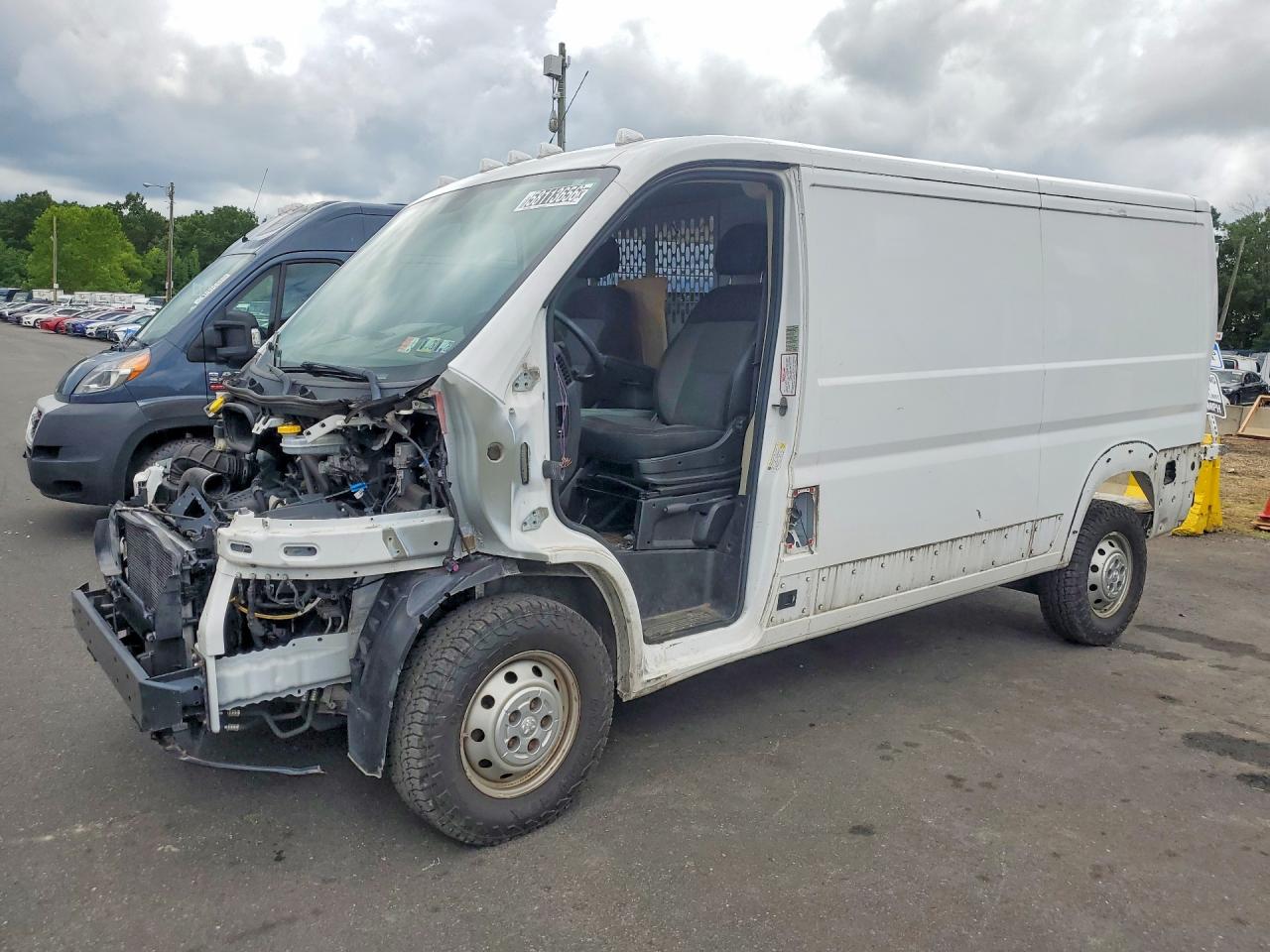 3C6TRVAG6JE153171 · 2018 RAM PROMASTER 1500