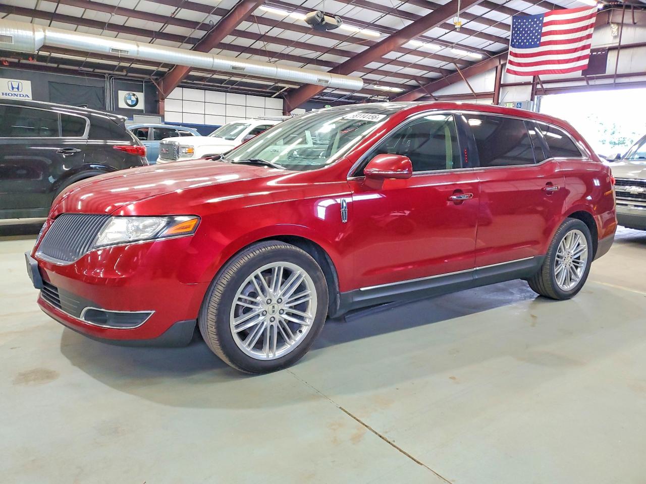 2LMHJ5AT7GBL02674 · 2016 LINCOLN MKT