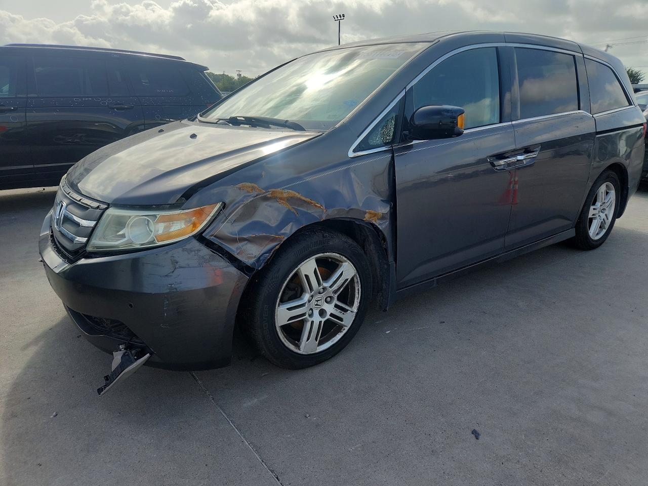 5FNRL5H98BB056447 · 2011 HONDA ODYSSEY