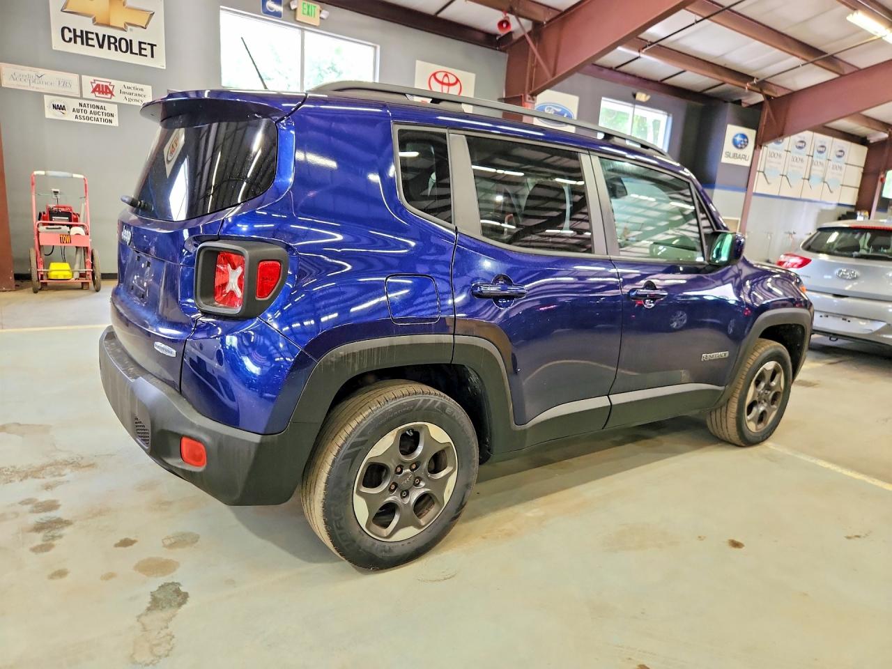 ZACCJBBW0GPD15585 · 2016 JEEP RENEGADE · 3/13