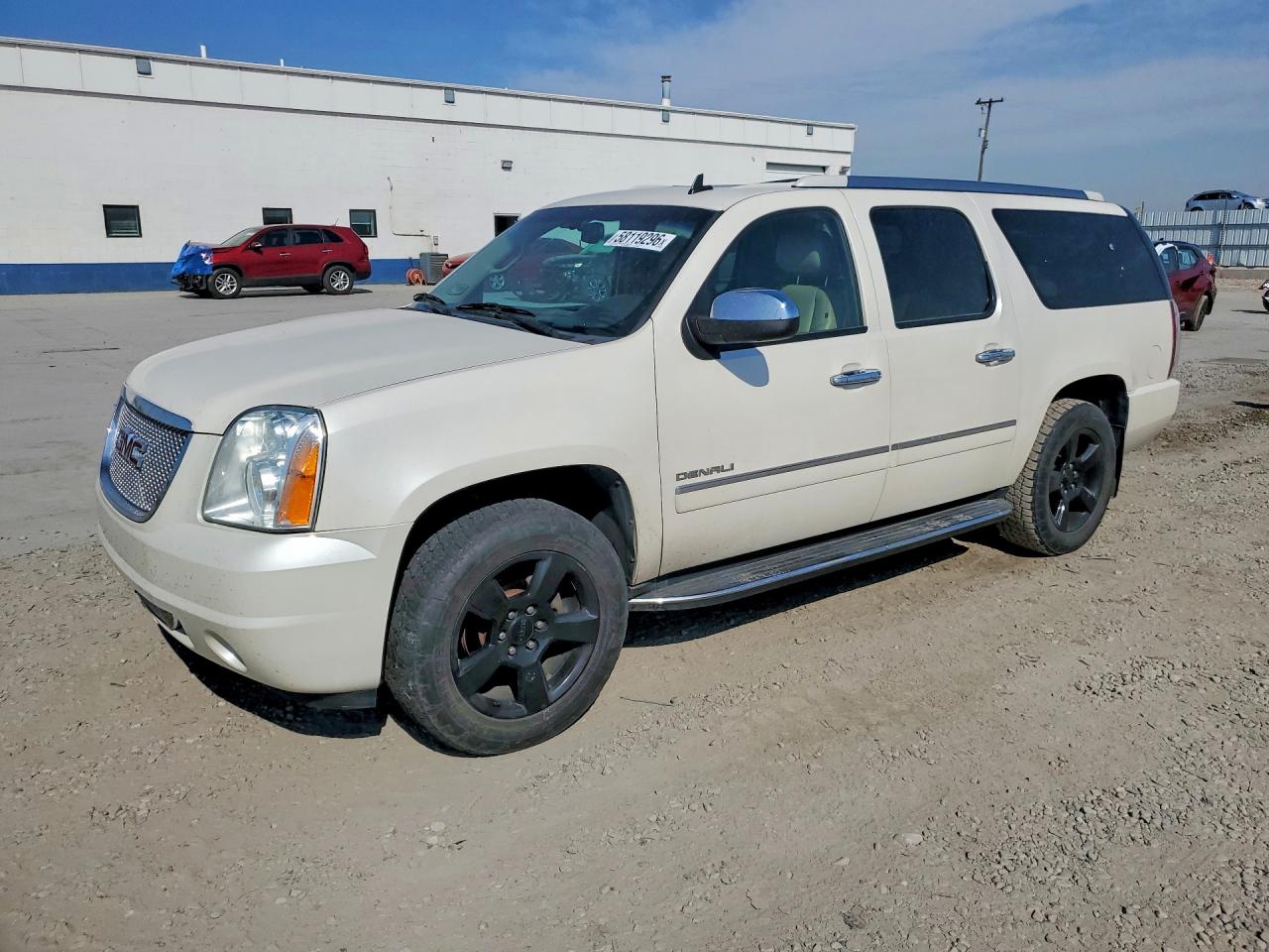 1GKS2MEF5BR128339 · 2011 GMC YUKON XL
