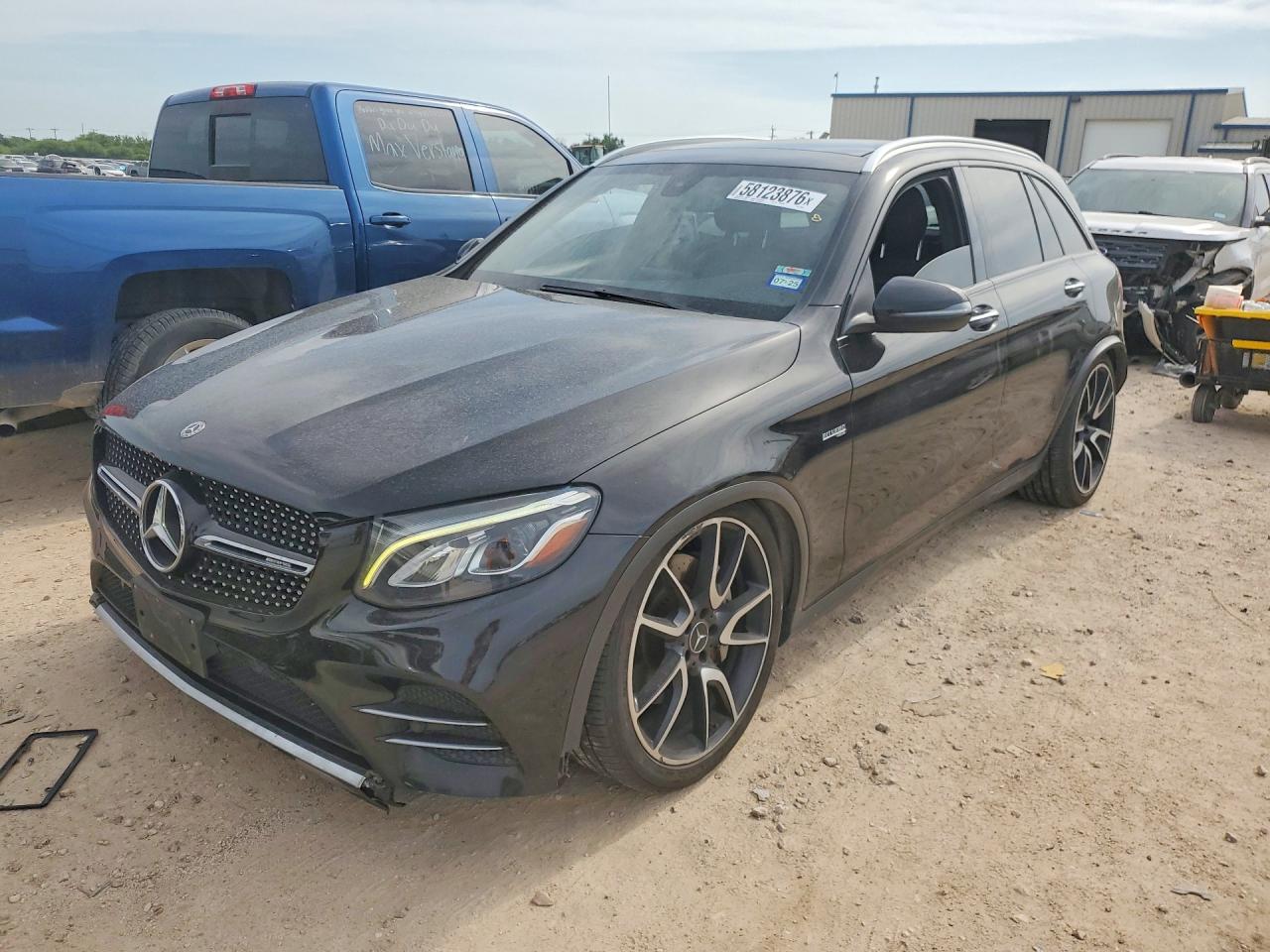 WDC0G6EB0JF423520 · 2018 MERCEDES-BENZ GLC