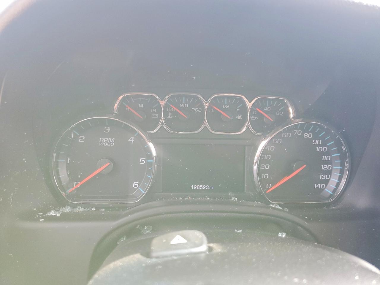 1GNSCJKC0JR195759 · 2018 CHEVROLET SUBURBAN · 9/14