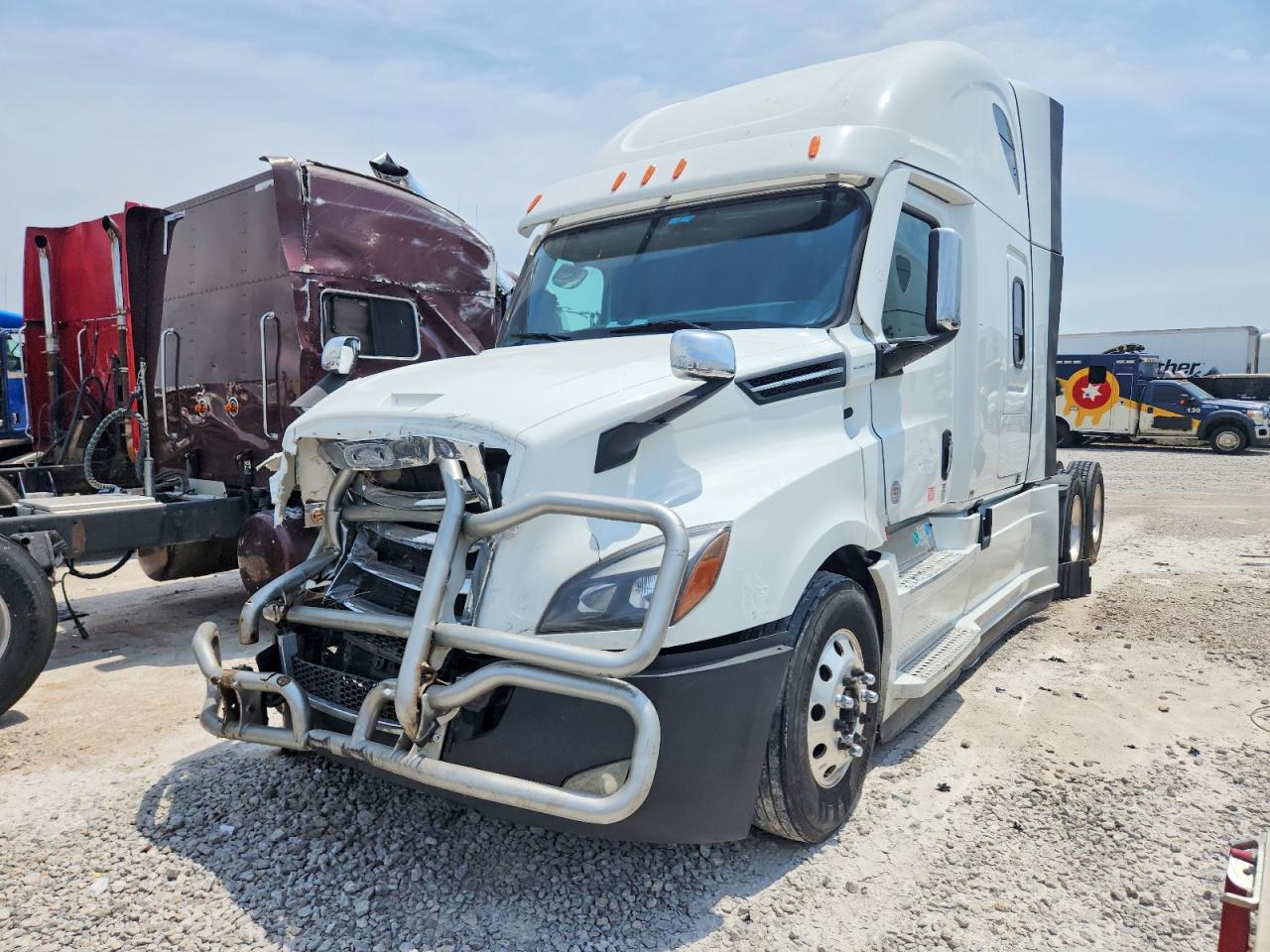 3AKJHHDR4RSVF1783 · 2024 FREIGHTLINER CASCADIA 126 · 2/10