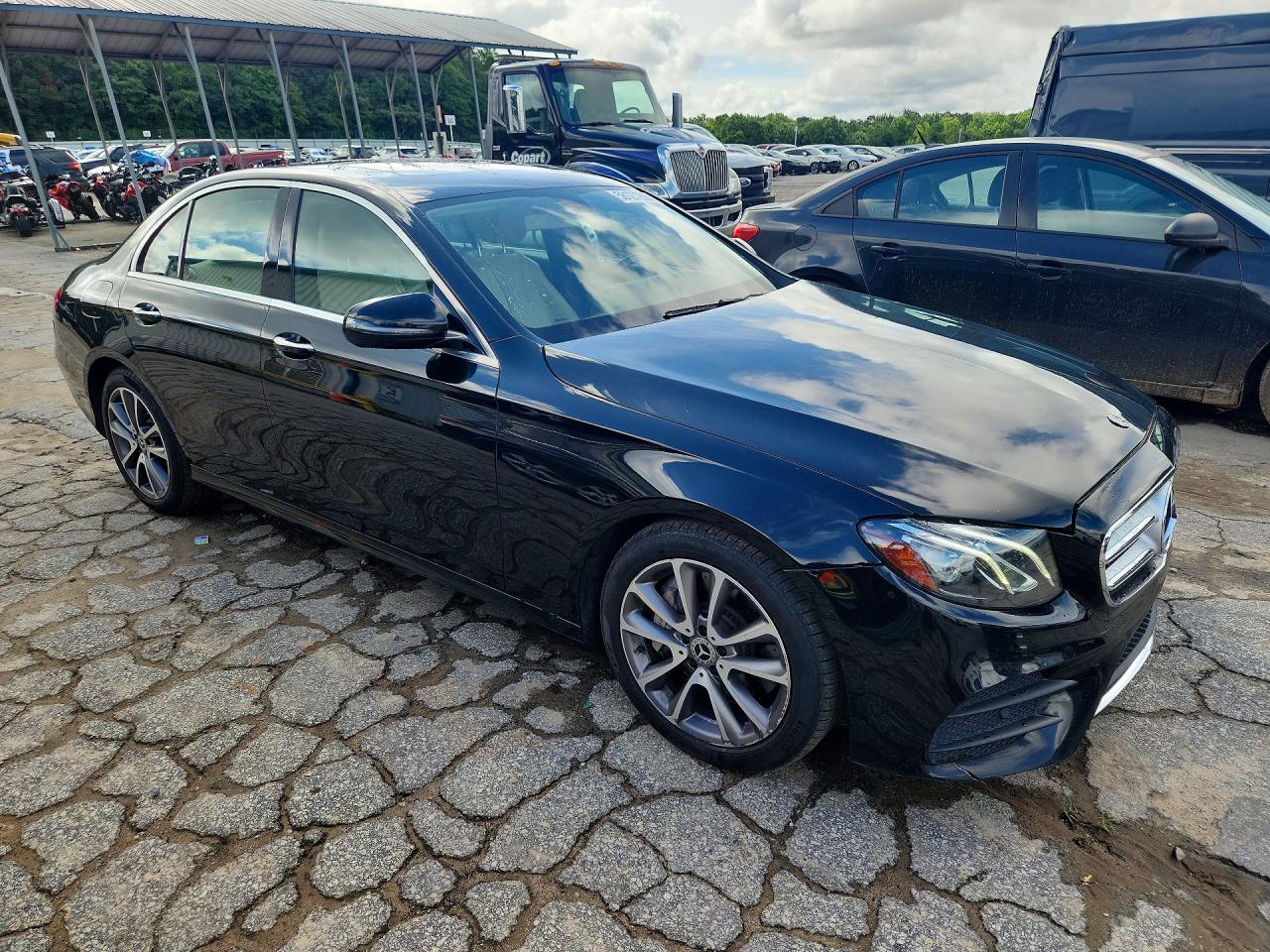 W1KZF6JB0LA802237 · 2020 MERCEDES-BENZ E · 4/12
