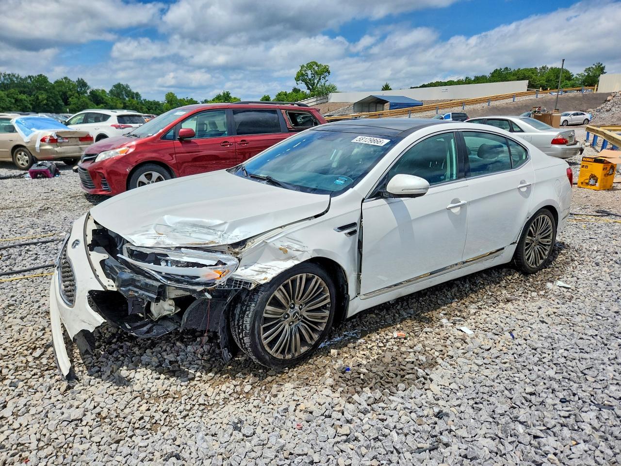 KNALN4D74F5194506 · 2015 KIA CADENZA