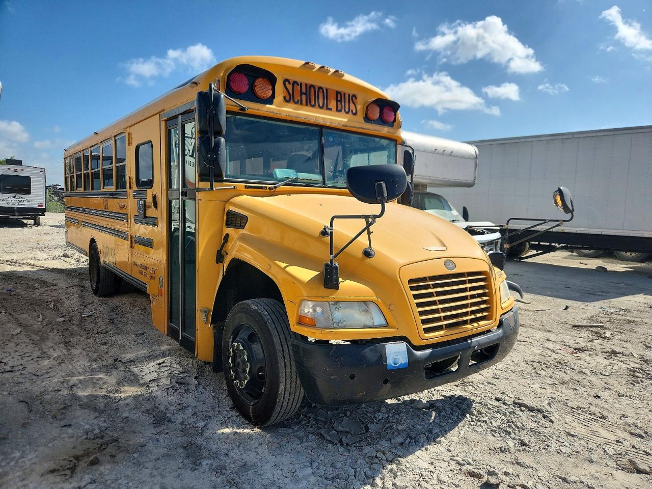 2013 BLUB SCHOOL BUS
