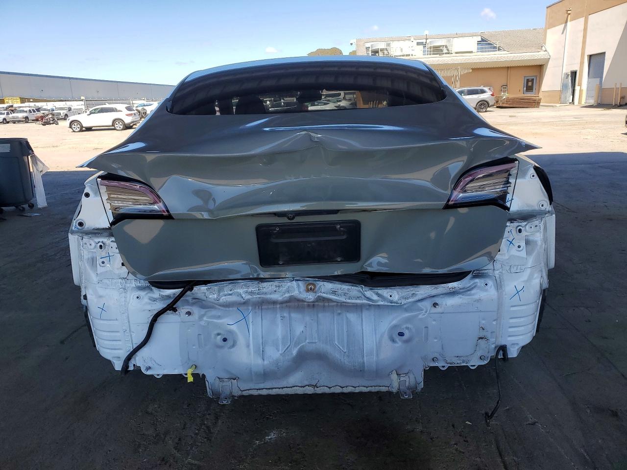 5YJ3E1EA6MF928800 · 2021 TESLA MODEL 3 · 6/13