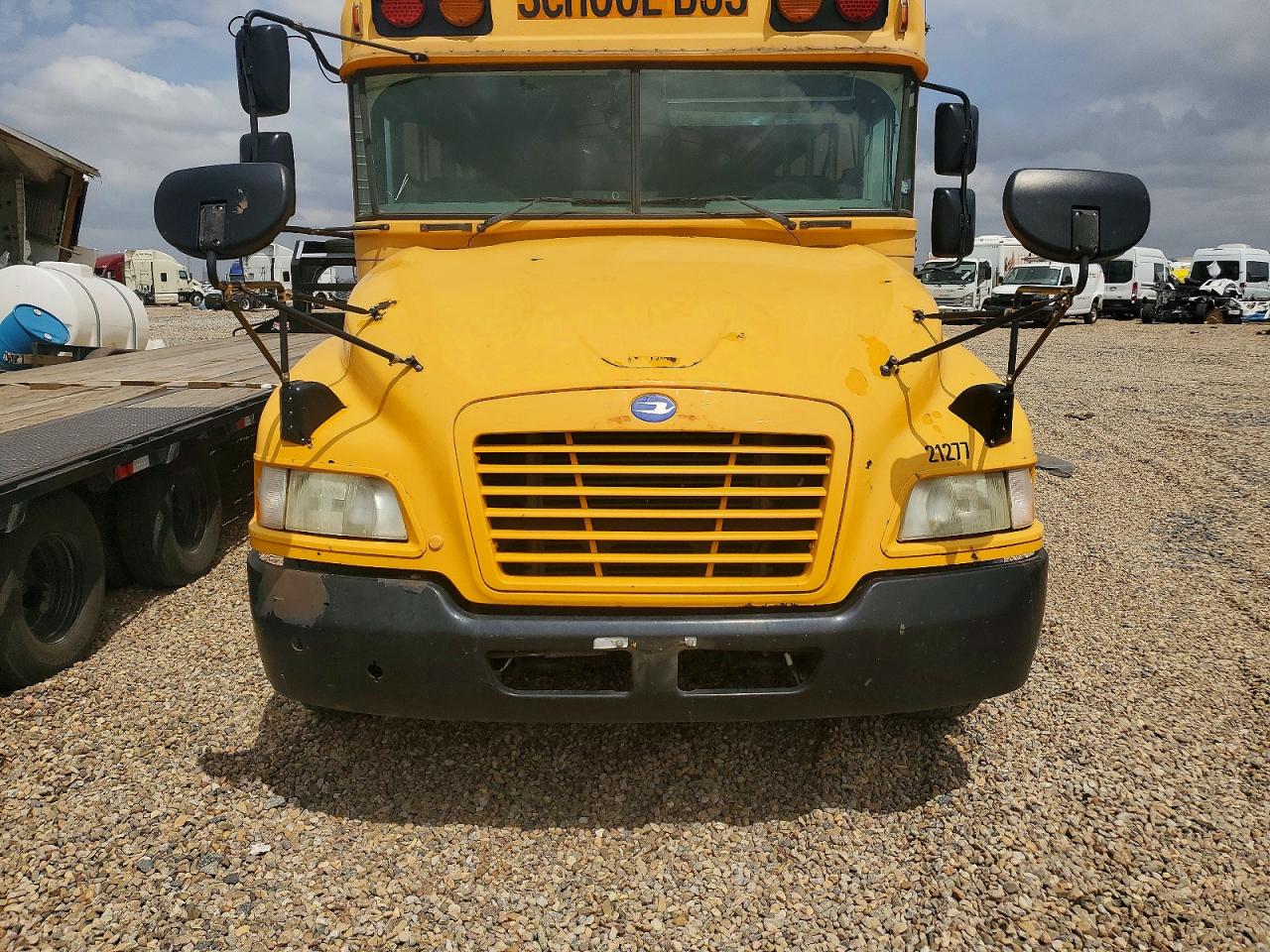 1BAKGCPAXCF287976 · 2012 BLUEBIRD VISION · 9/10