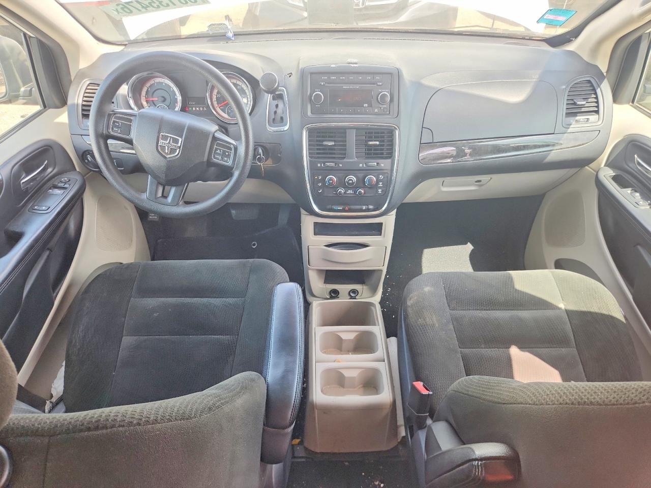 2C4RDGBG5GR139930 · 2016 DODGE GRAND CARAVAN · 8/13