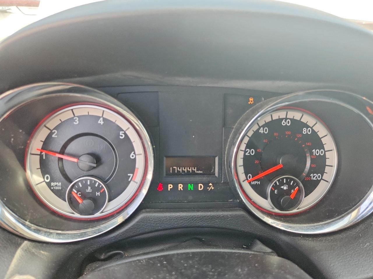 2C4RDGBG5GR139930 · 2016 DODGE GRAND CARAVAN · 9/13