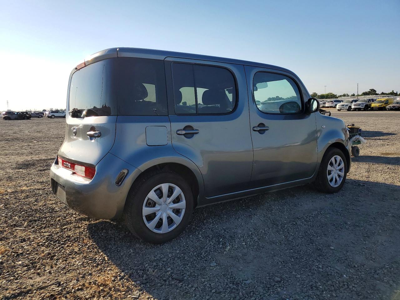 JN8AZ2KRXAT165169 · 2010 NISSAN CUBE · 3/12