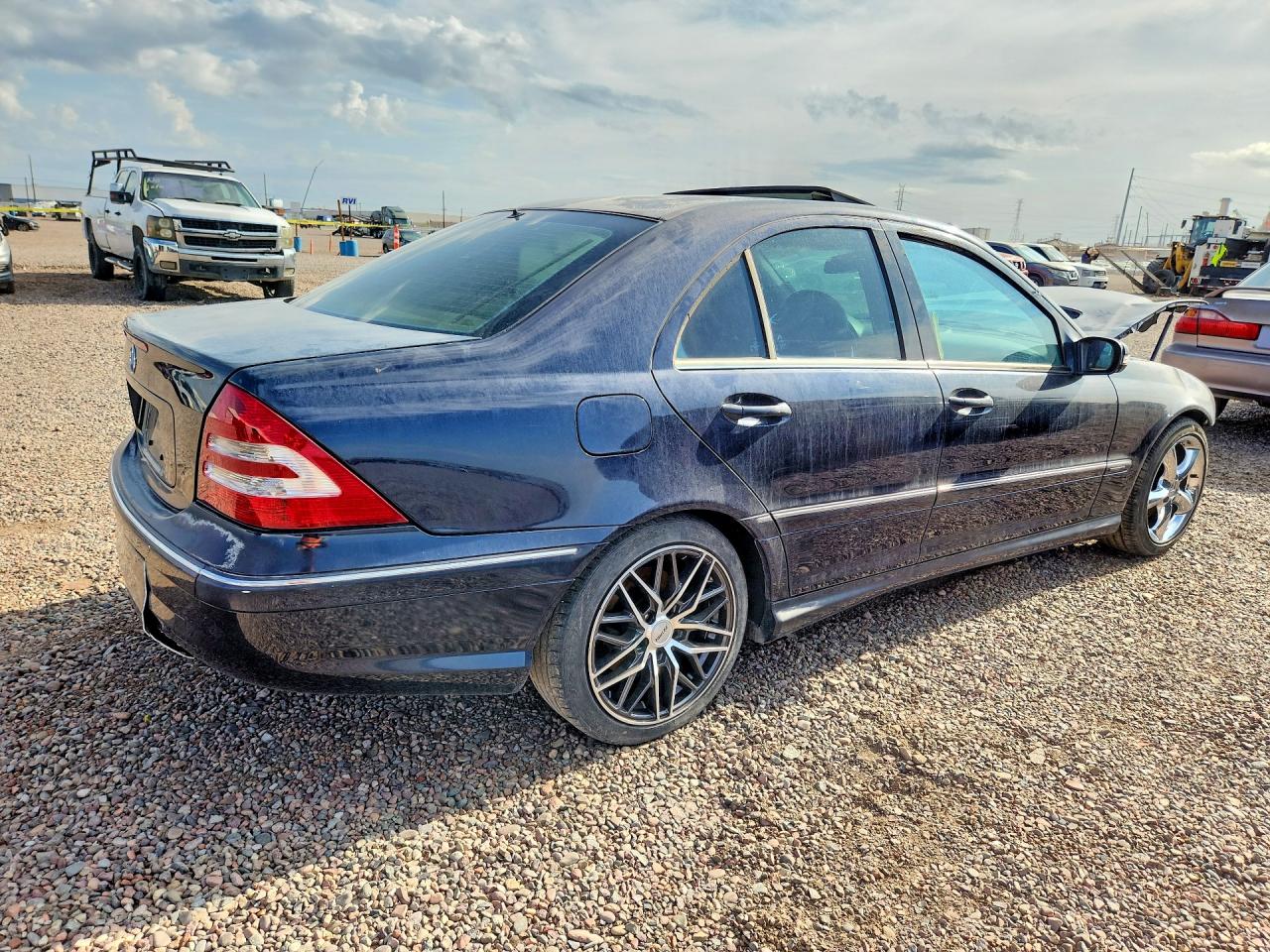 WDBRF40J05F606701 · 2005 MERCEDES-BENZ C · 3/12