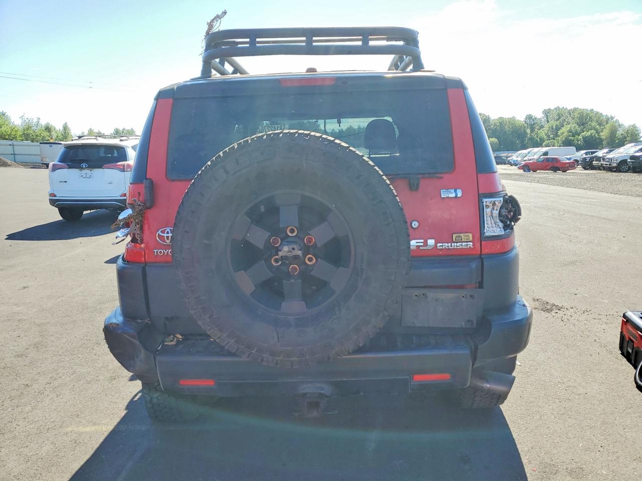 JTEBU4BF6CK128432 · 2012 TOYOTA FJ CRUISER · 6/13