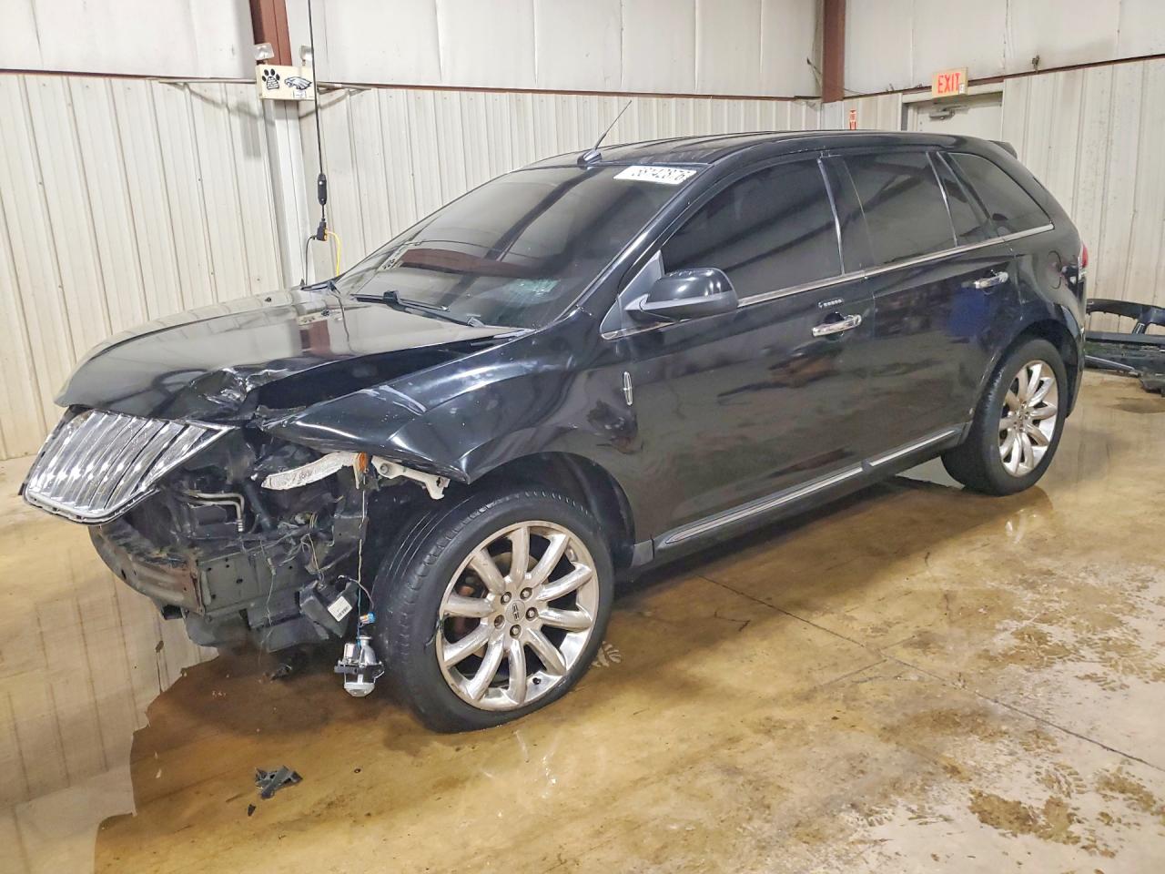 2LMDJ8JK3DBL21032 · 2013 LINCOLN MKX