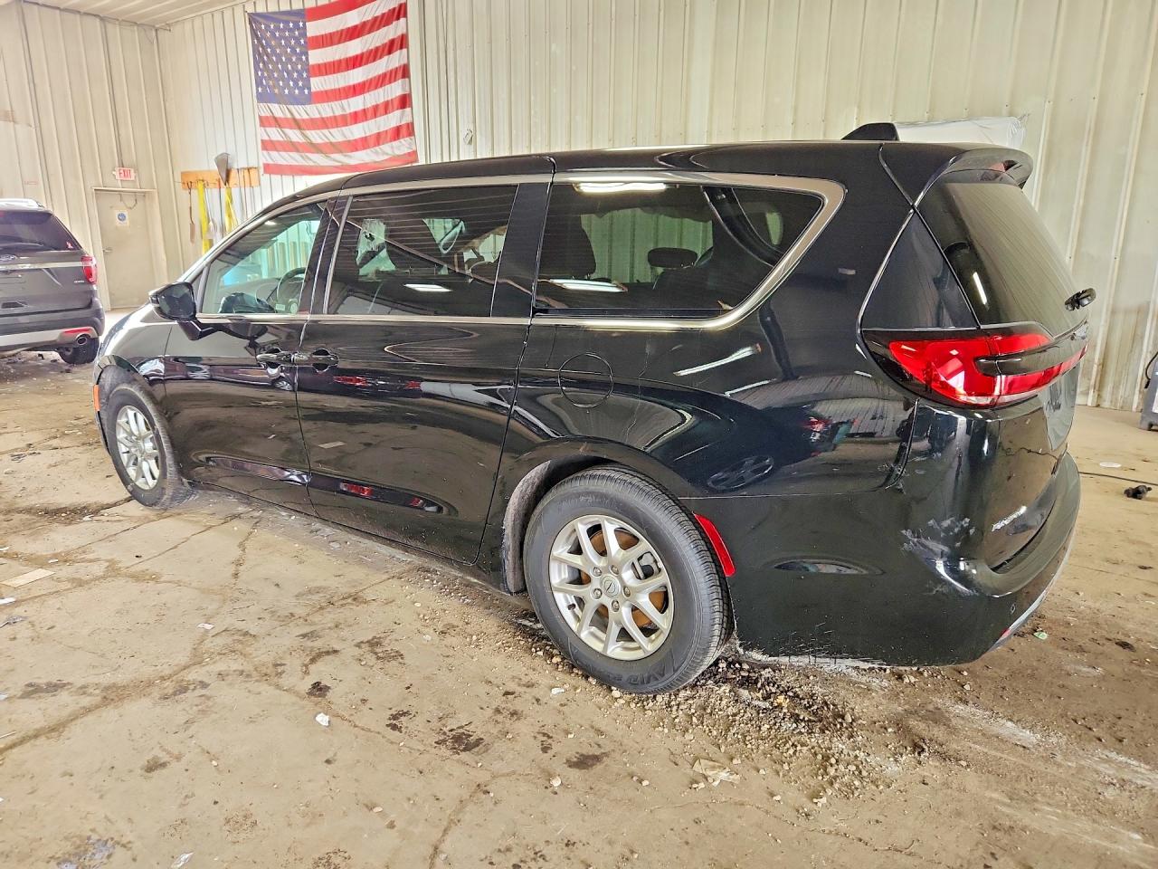2C4RC1BGXTR167488 · 2026 CHRYSLER PACIFICA · 2/13