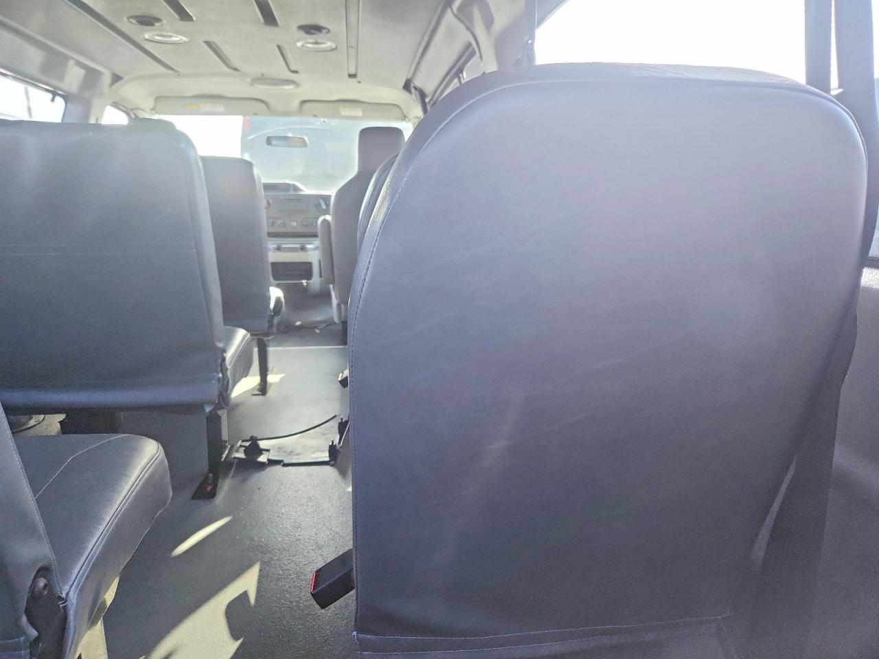 1FTNE2EW0CDB09037 · 2012 FORD ECONOLINE · 10/13