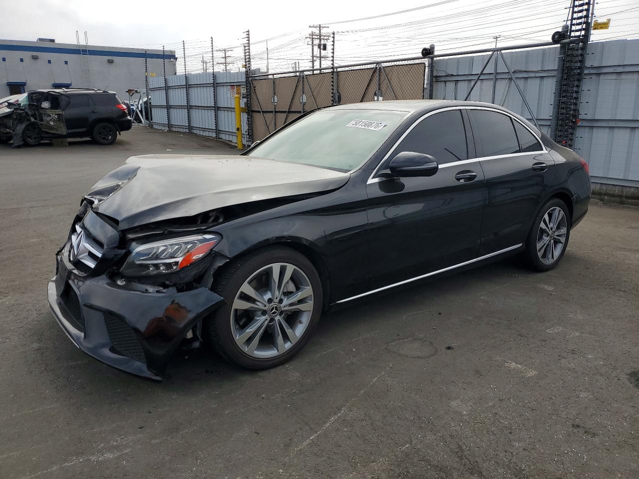 WDDWF8DB5KR460651 · 2019 MERCEDES-BENZ C