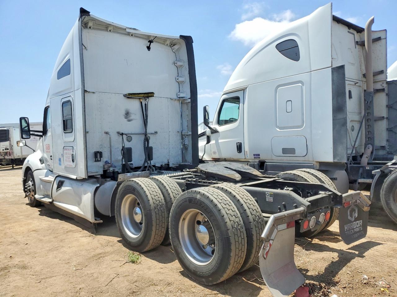 1XKYD49XXNJ473456 · 2022 KENWORTH CONSTRUCTION · 3/10