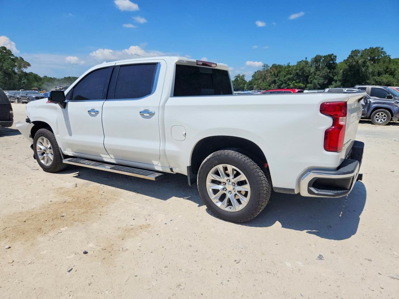 1GCUYGED6NZ135629 · 2022 CHEVROLET SILVERADO LTD · 2/12