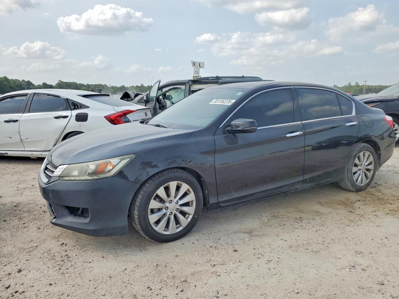 1HGCR3F87EA027023 · 2014 HONDA ACCORD