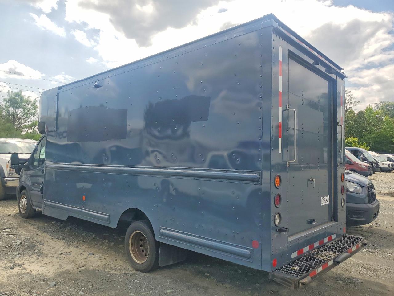 1FDDF6P84MKA54843 · 2021 FORD TRANSIT · 2/13