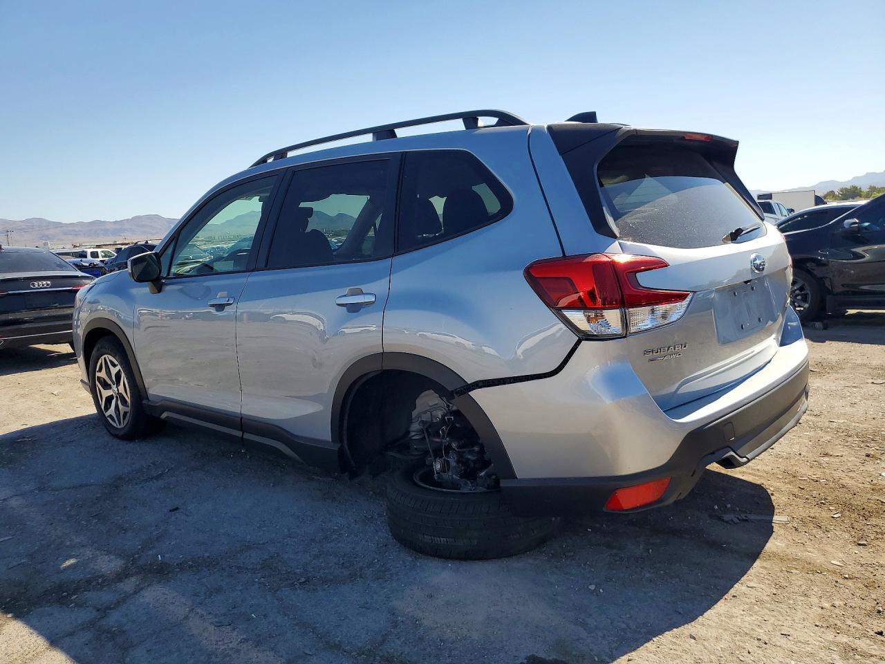 JF2SKACC1RH517998 · 2024 SUBARU FORESTER · 2/13