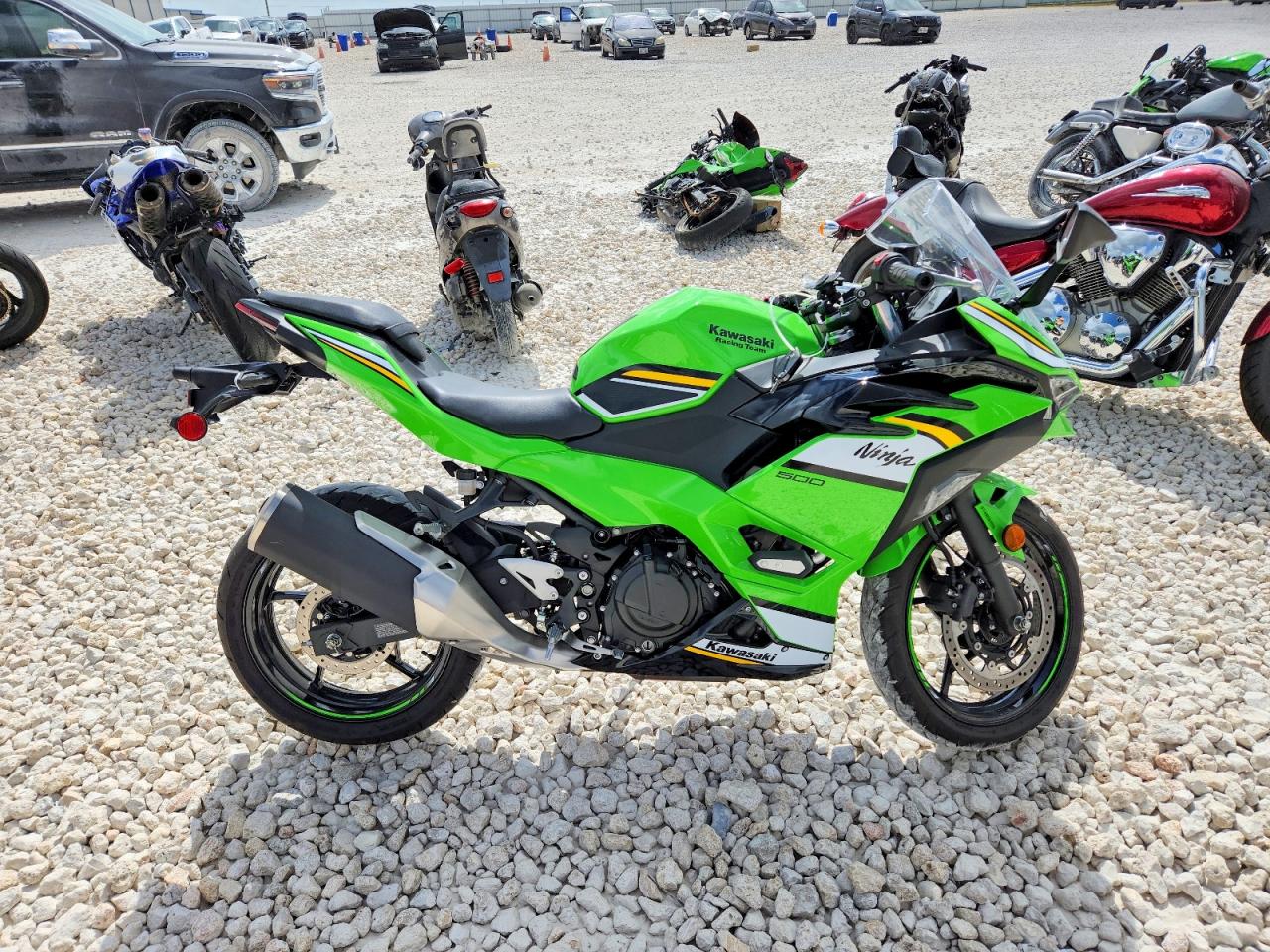 ML5EXGJ18SDA60019 · 2025 KAWASAKI EX500