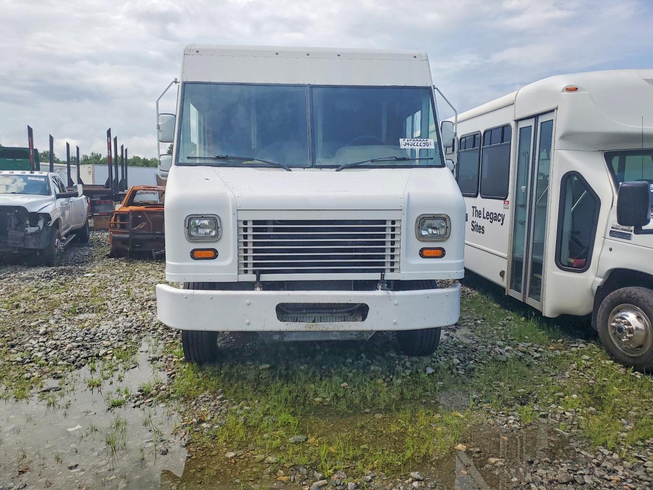 4UZAC3DV6ECFL0612 · 2014 FREIGHTLINER CHASSIS · 5/12