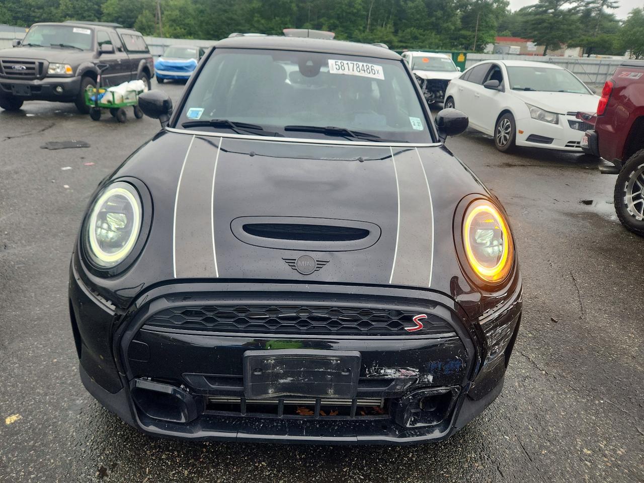 WMW53DH00N2R99995 · 2022 MINI COOPER · 5/12