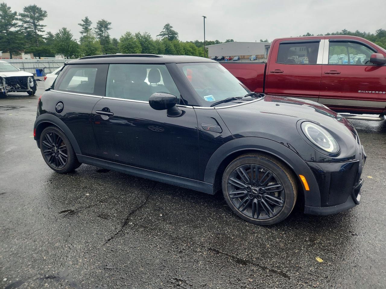 WMW53DH00N2R99995 · 2022 MINI COOPER · 4/12