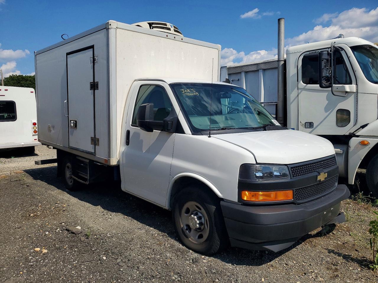 1GB0GRFP4M1171892 · 2021 CHEVROLET EXPRESS G3500 · 4/13