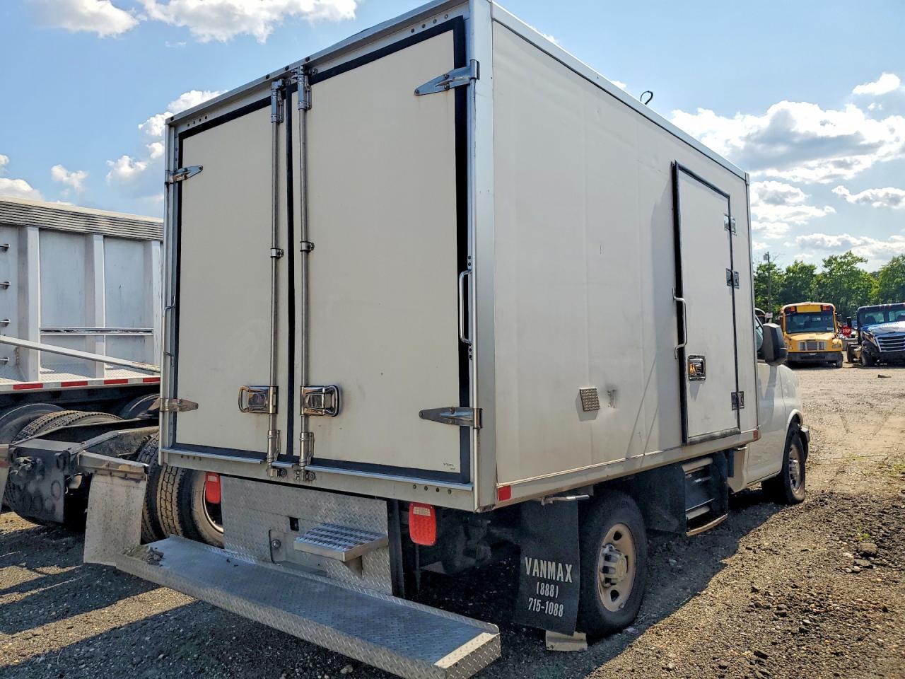 1GB0GRFP4M1171892 · 2021 CHEVROLET EXPRESS G3500 · 3/13