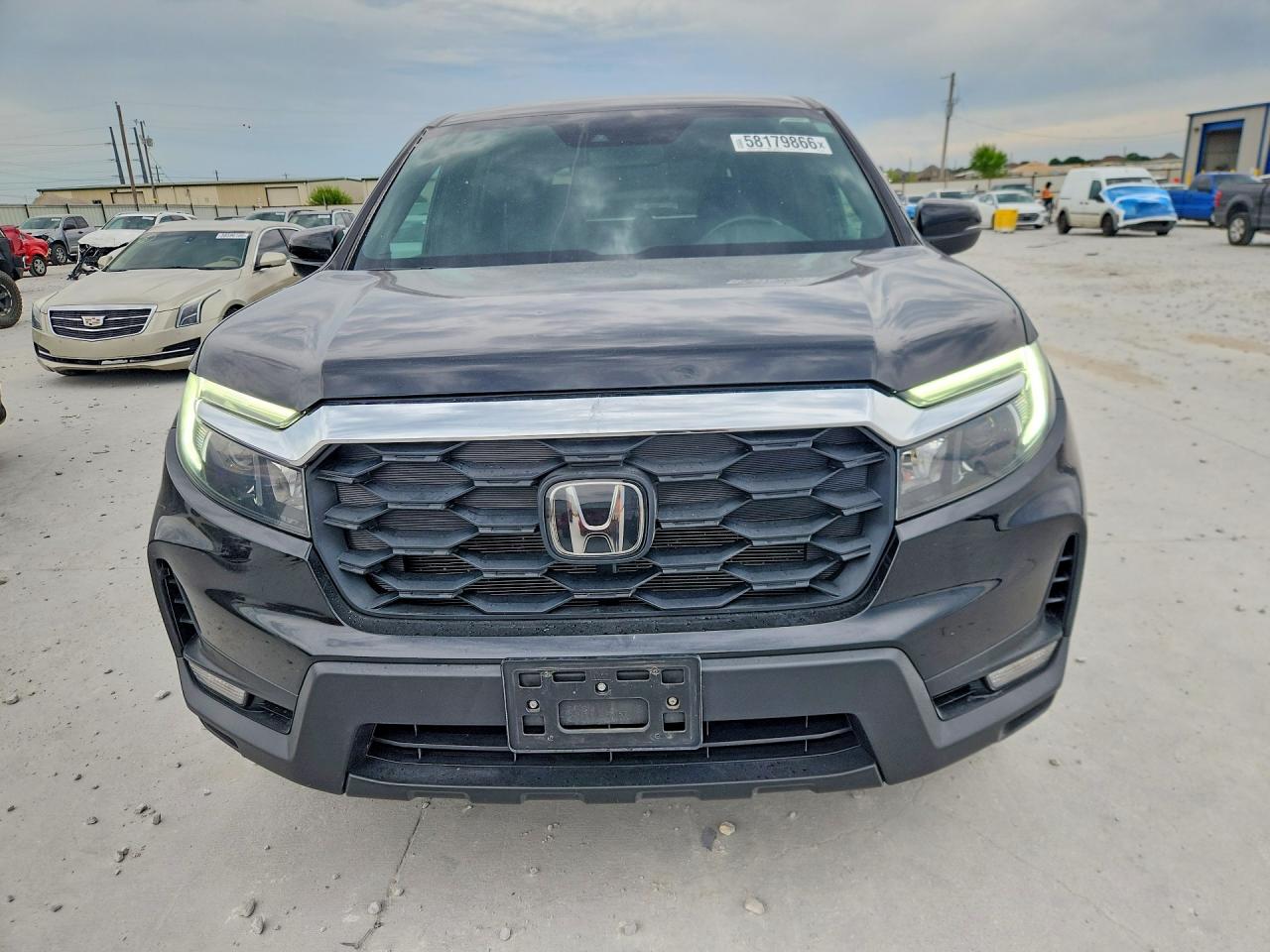 5FNYF8H52NB002759 · 2022 HONDA PASSPORT · 5/13