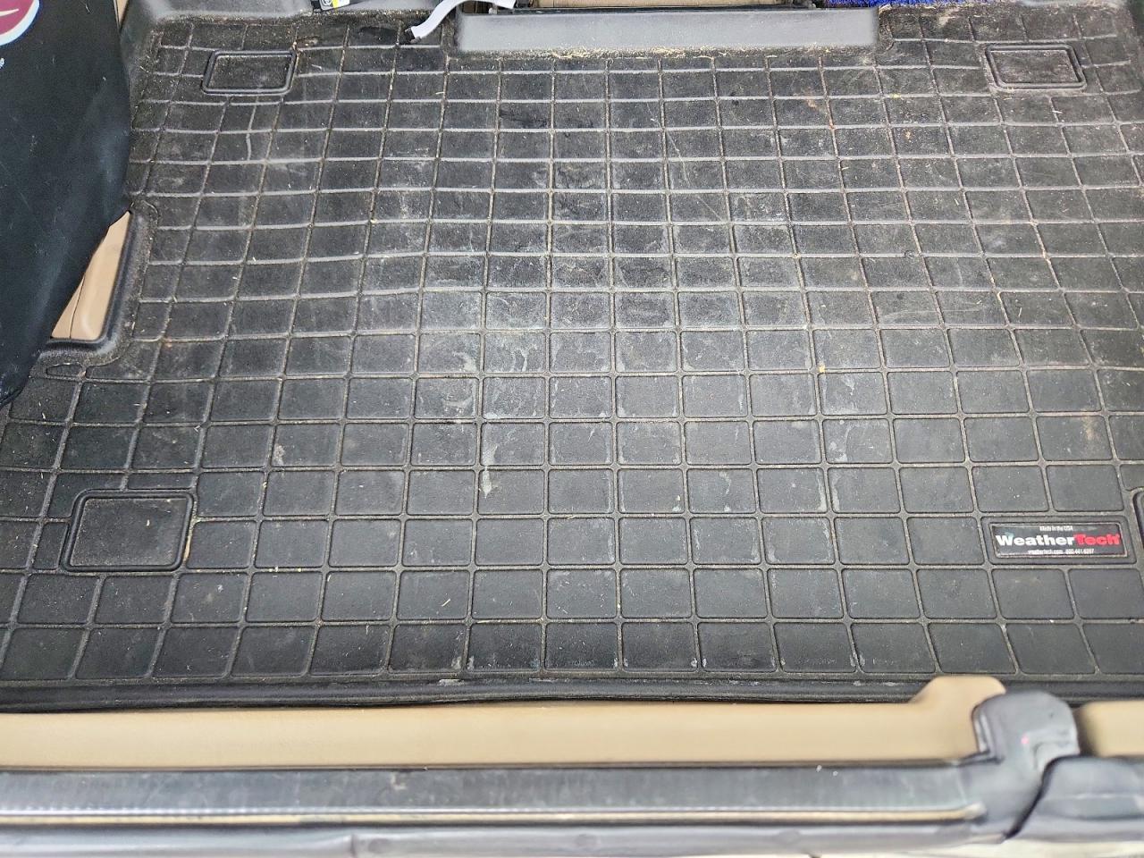 1FMSU43P94EB98014 · 2004 FORD EXCURSION · 10/13