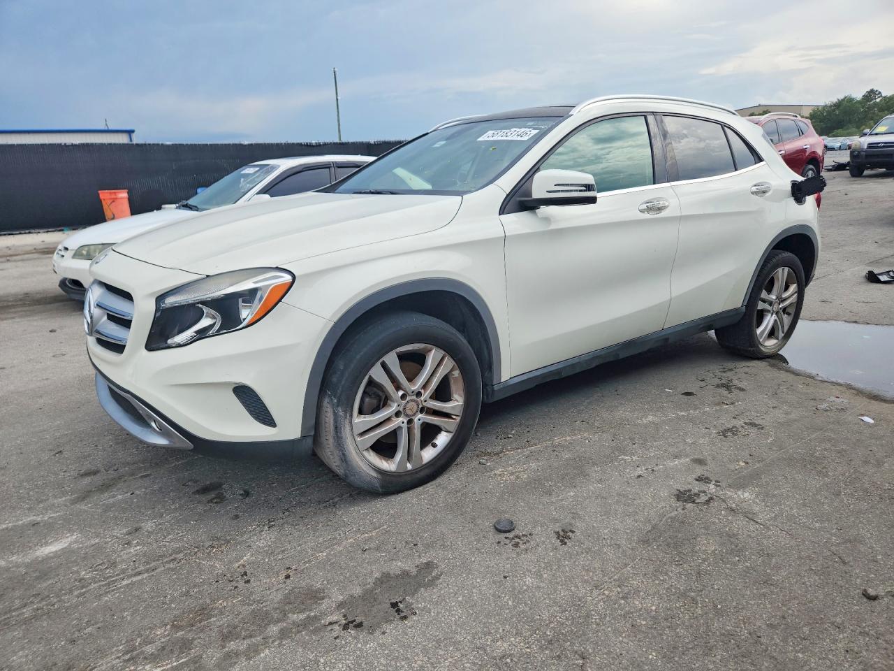 WDCTG4GB6GJ201701 · 2016 MERCEDES-BENZ GLA
