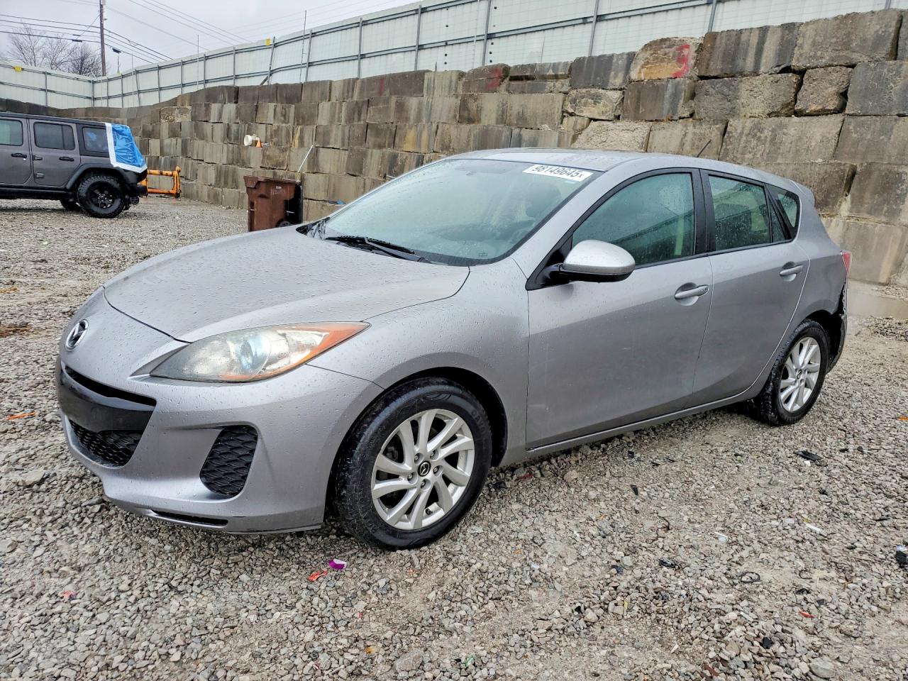 JM1BL1L71D1712337 · 2013 MAZDA 3