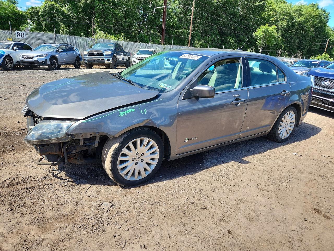 3FADP0L36BR180936 · 2011 FORD FUSION