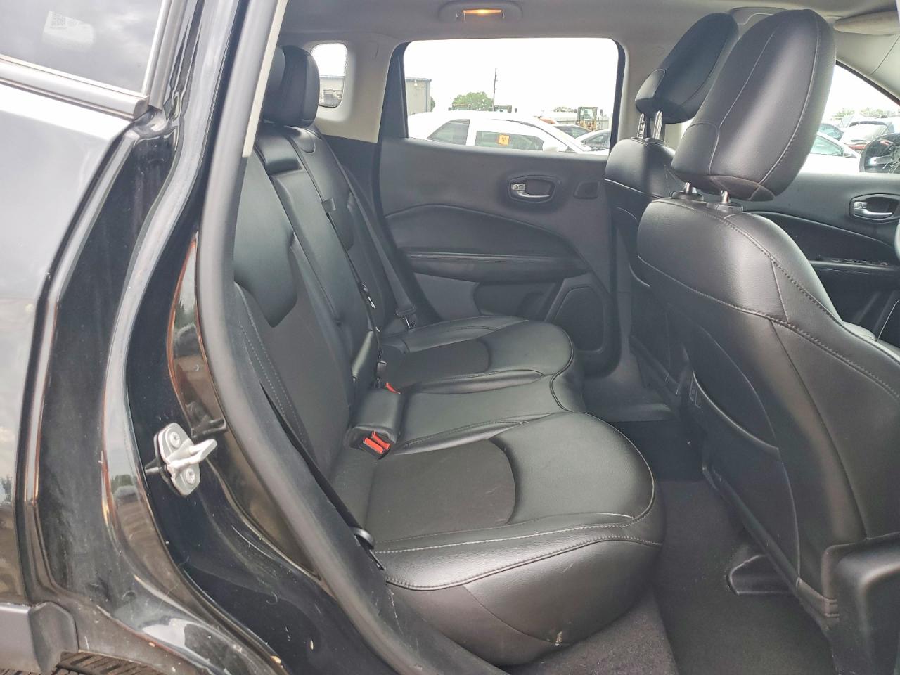 3C4NJCBB6MT585632 · 2021 JEEP COMPASS · 11/13