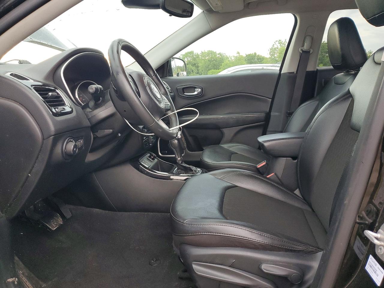 3C4NJCBB6MT585632 · 2021 JEEP COMPASS · 7/13