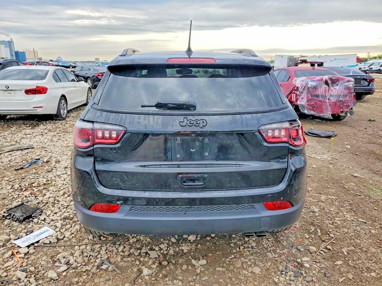 3C4NJCBB6MT585632 · 2021 JEEP COMPASS · 6/13