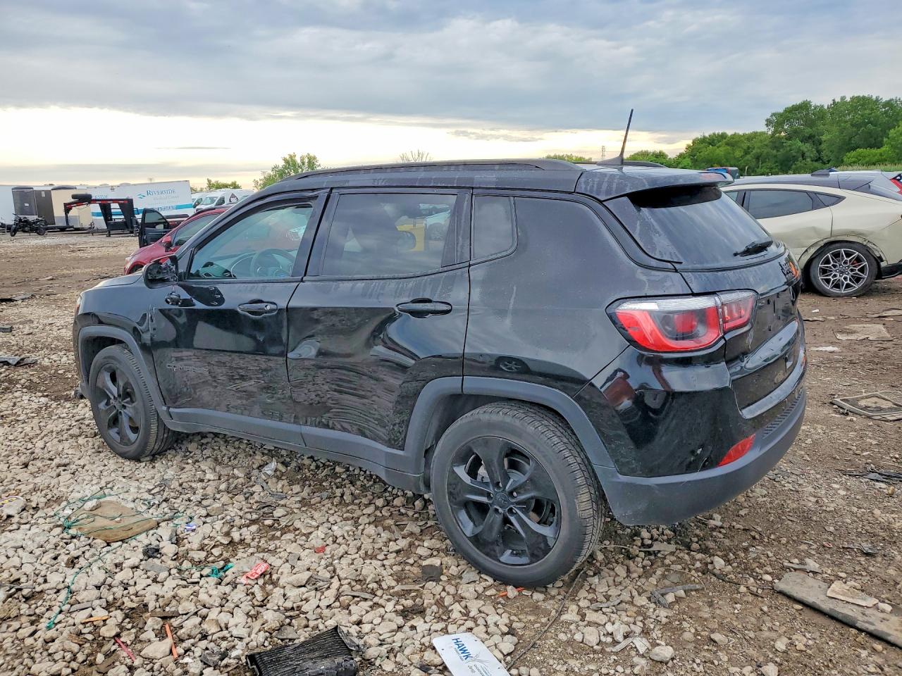 3C4NJCBB6MT585632 · 2021 JEEP COMPASS · 2/13