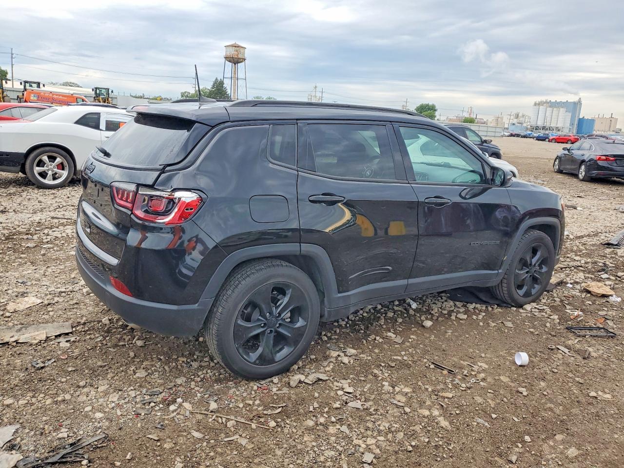 3C4NJCBB6MT585632 · 2021 JEEP COMPASS · 3/13