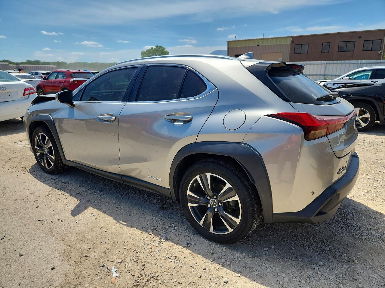 JTHP9JBH9L2032840 · 2020 LEXUS UX · 2/13