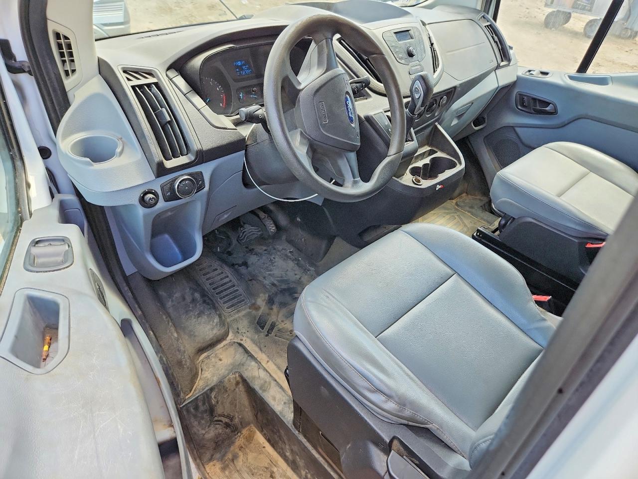 1FTYR1ZM5HKB03094 · 2017 FORD TRANSIT · 8/13